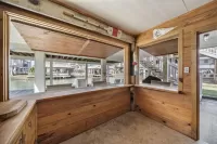 11 level 4 tiki bar